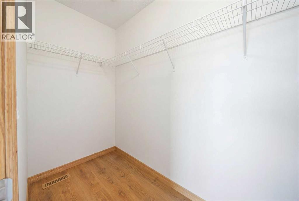 Single Family House for Sale in  Hidden Hills Terrace NW Hidden Valley Calgary 