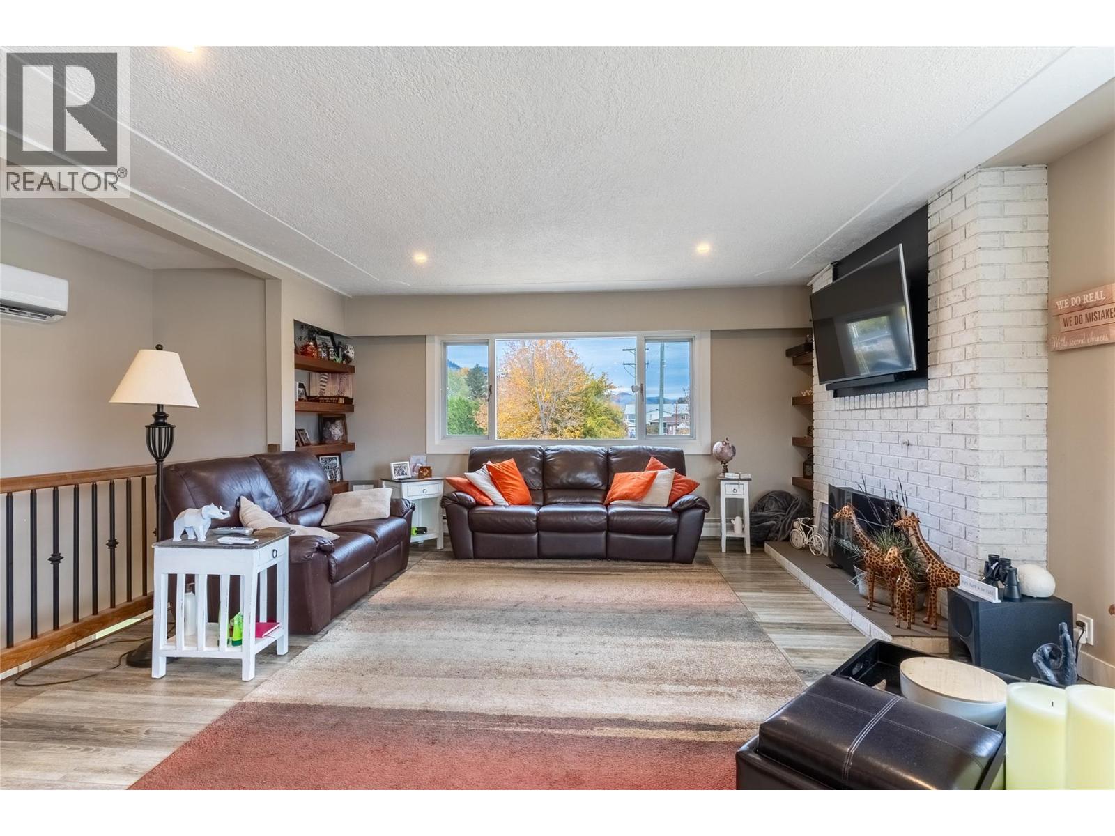 725 YATES Road - 12