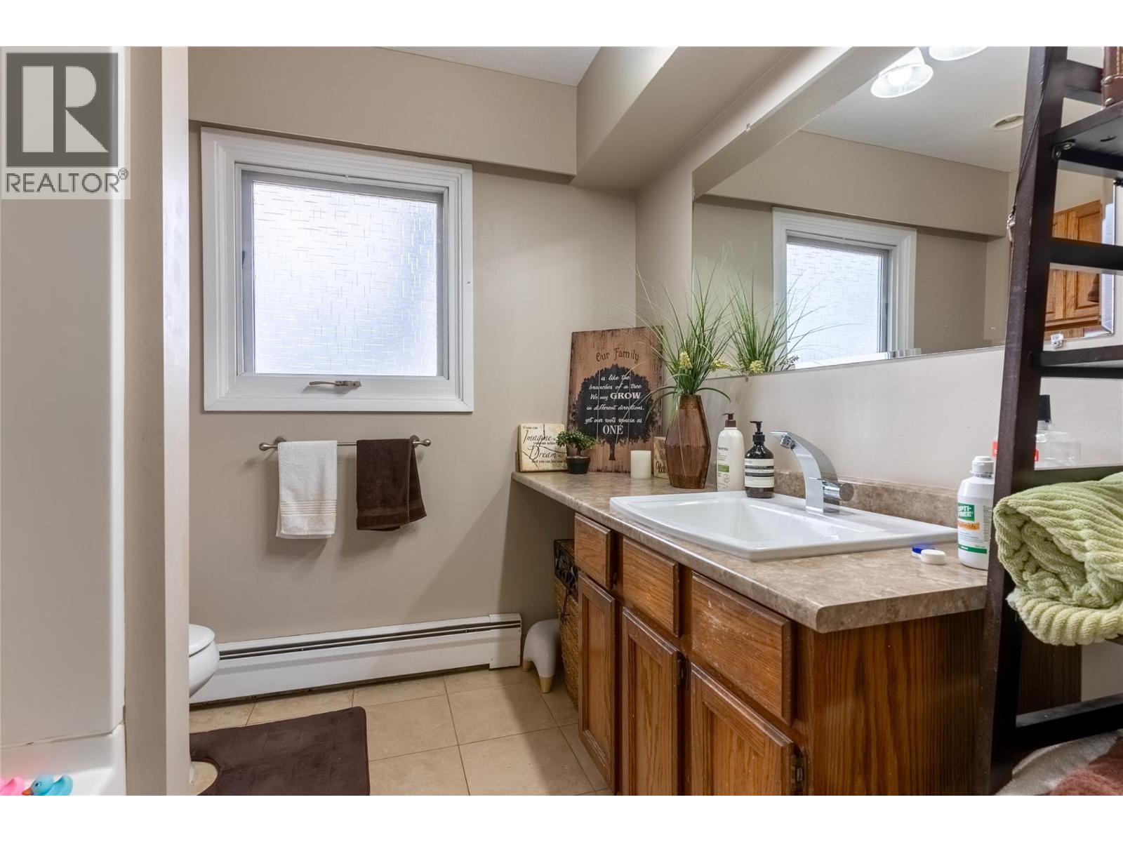 725 YATES Road - 15