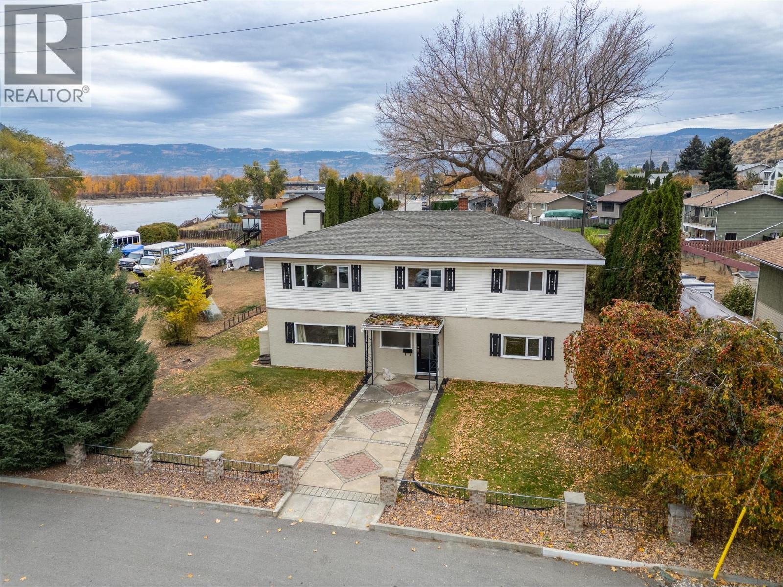 725 YATES Road, Kamloops