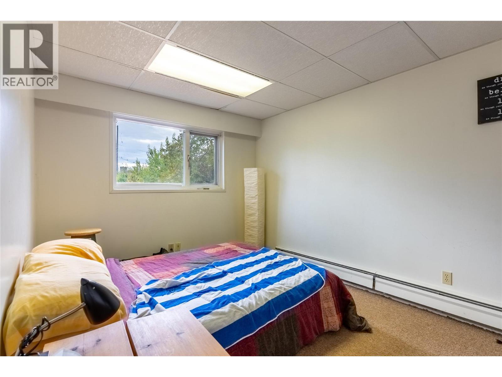 725 YATES Road - 34