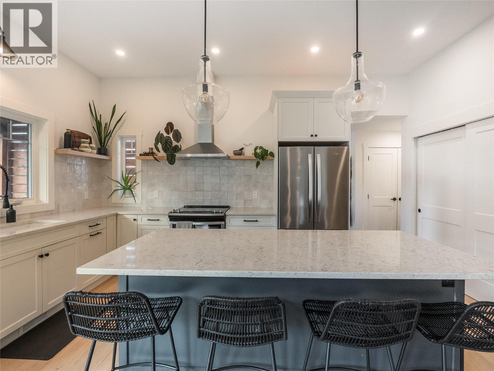 5758 Rocky Road, Nelson