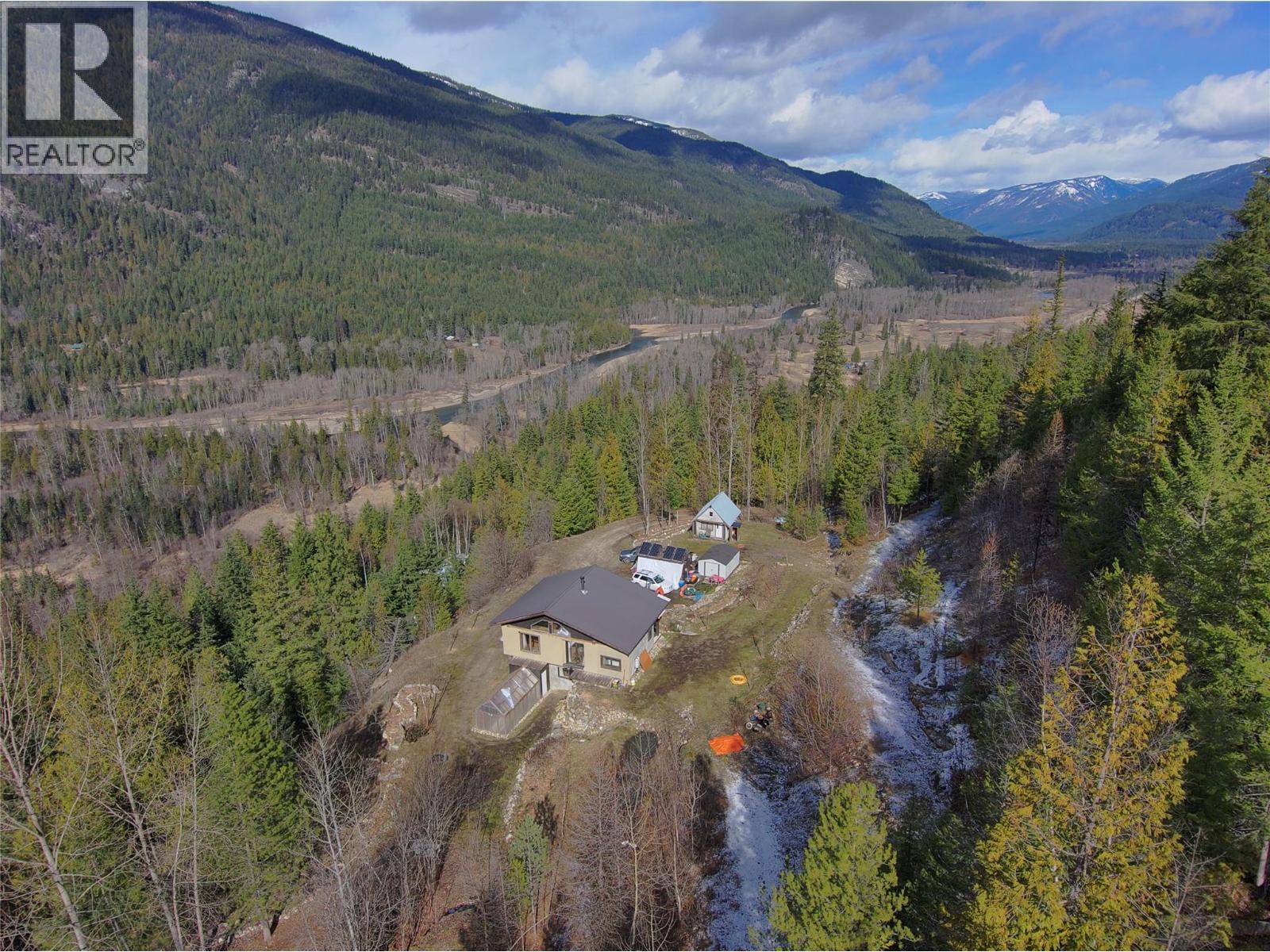 4650 6 Highway, Winlaw