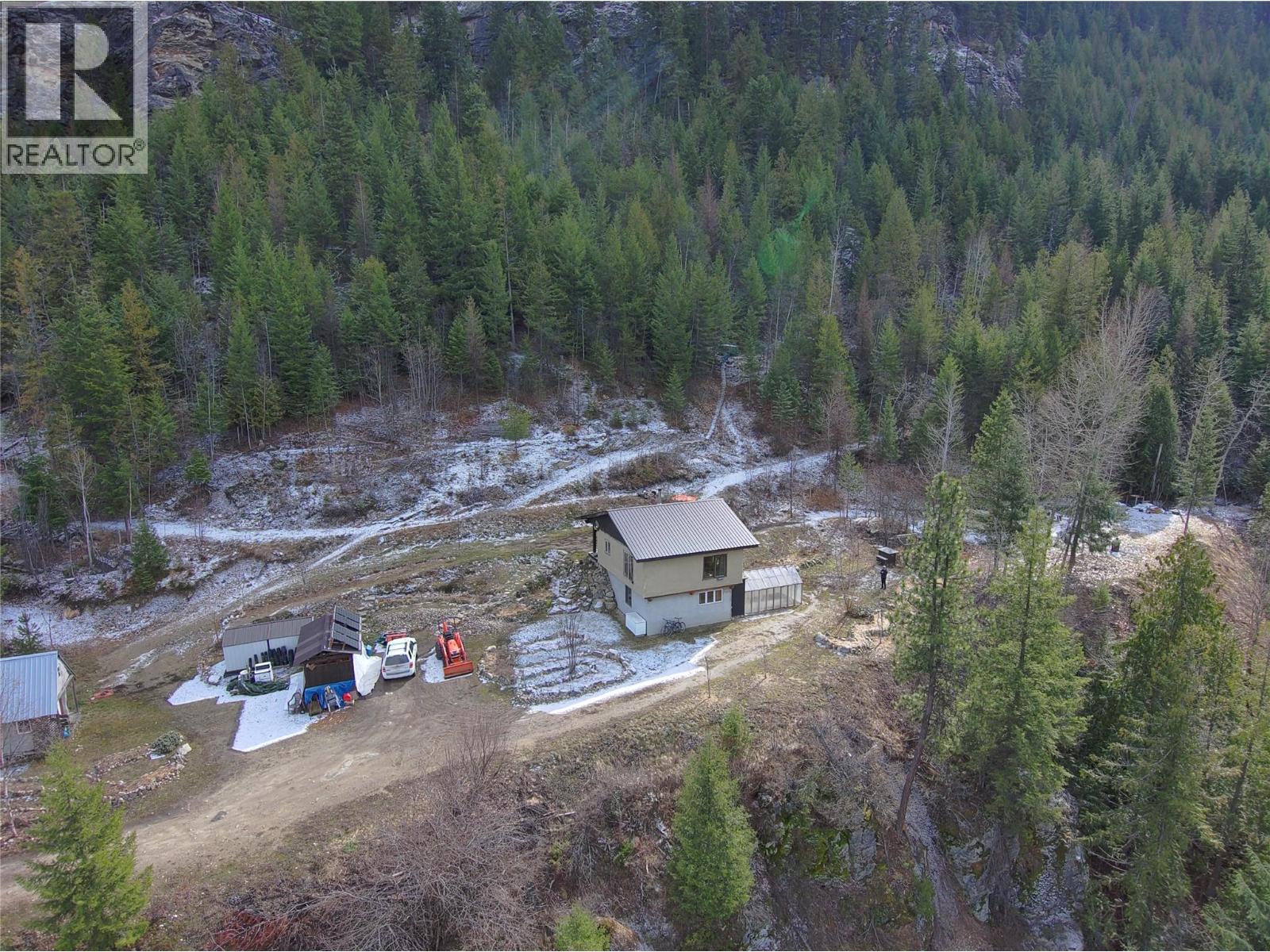 4650 6 Highway, Winlaw