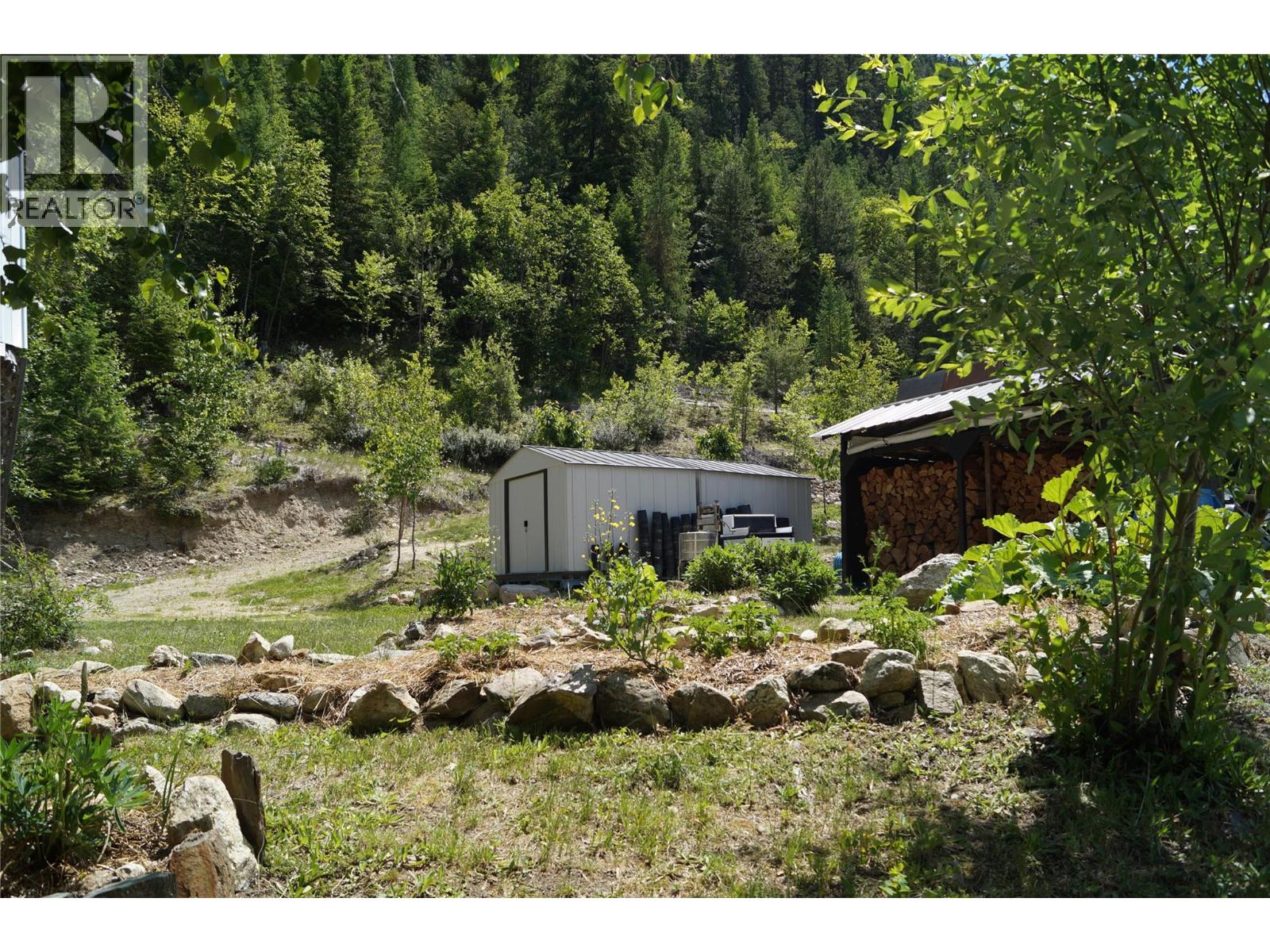 4650 6 Highway, Winlaw