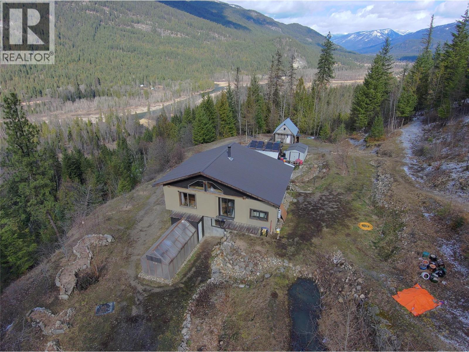 4650 6 Highway, Winlaw