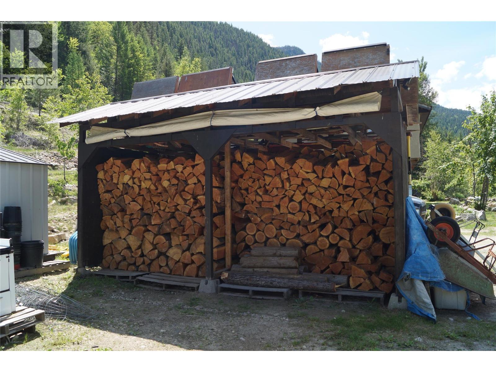 4650 6 Highway, Winlaw