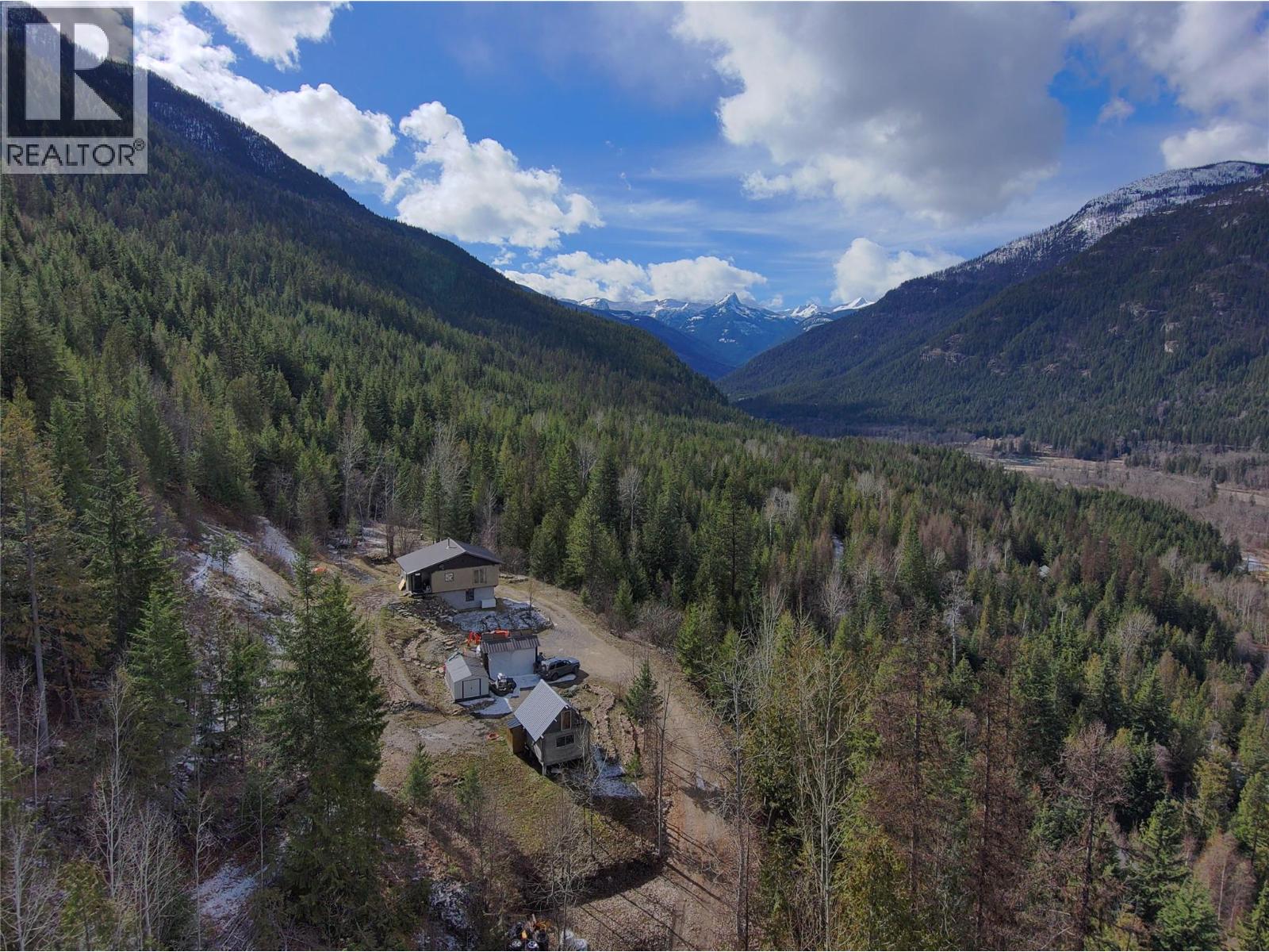 4650 6 Highway, Winlaw