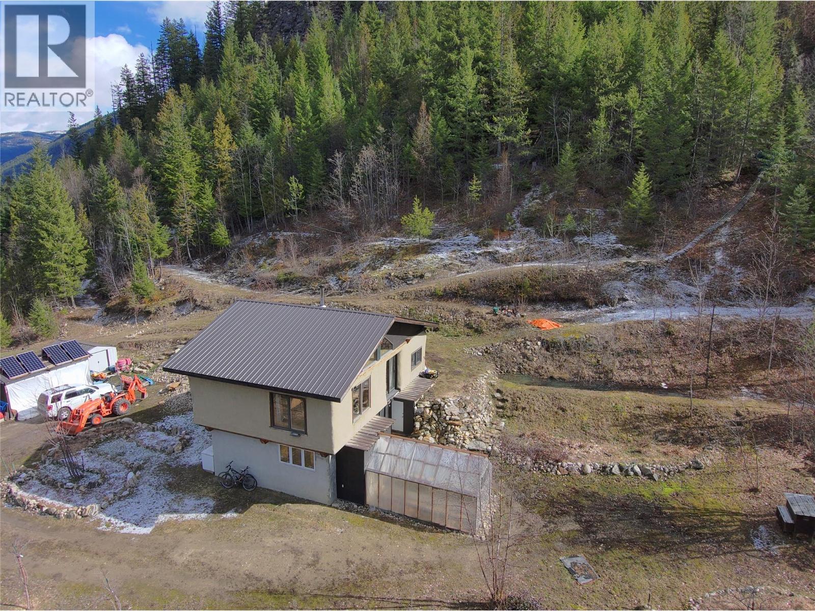 4650 6 Highway, Winlaw