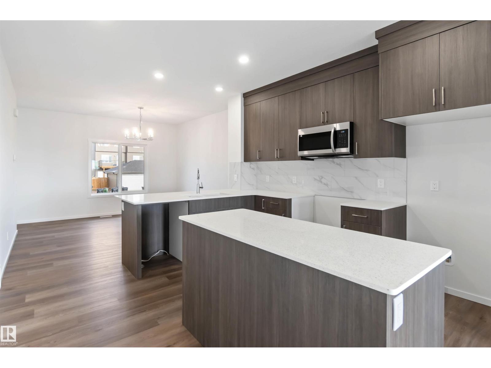 5452 Hawthorn RU SW - 2