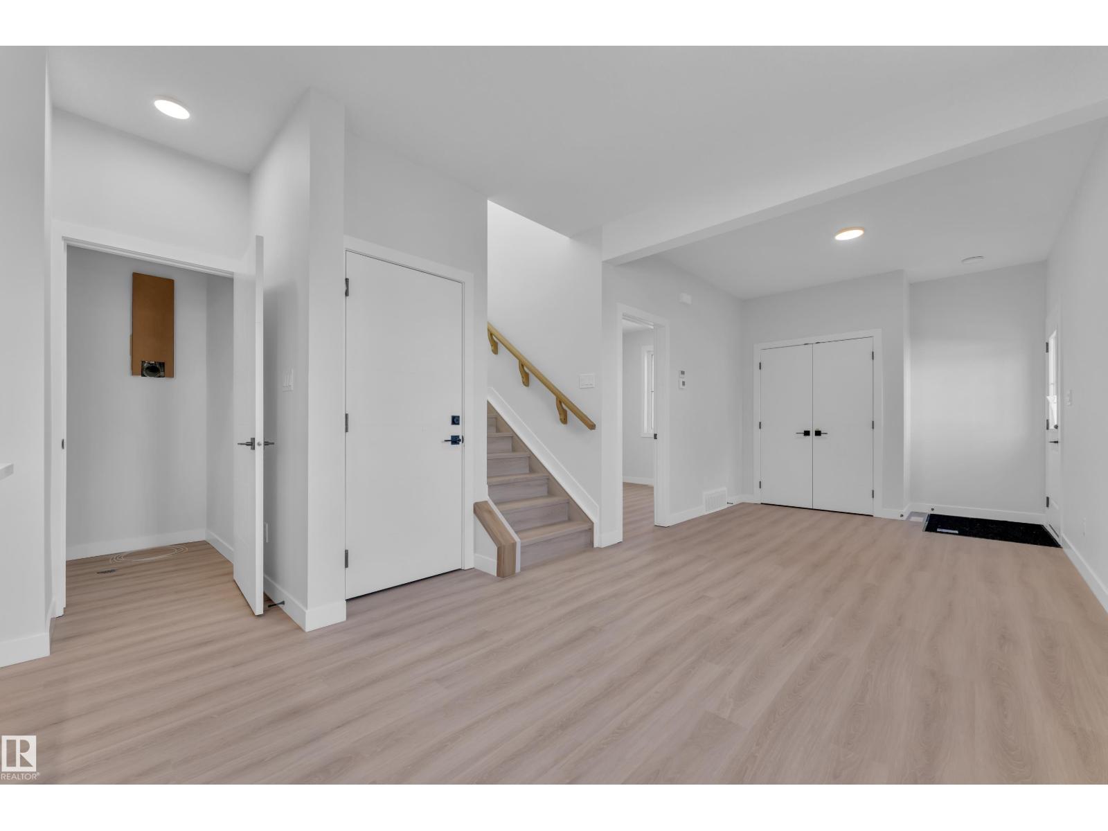 9531/ 9533 115 ave NW, Edmonton