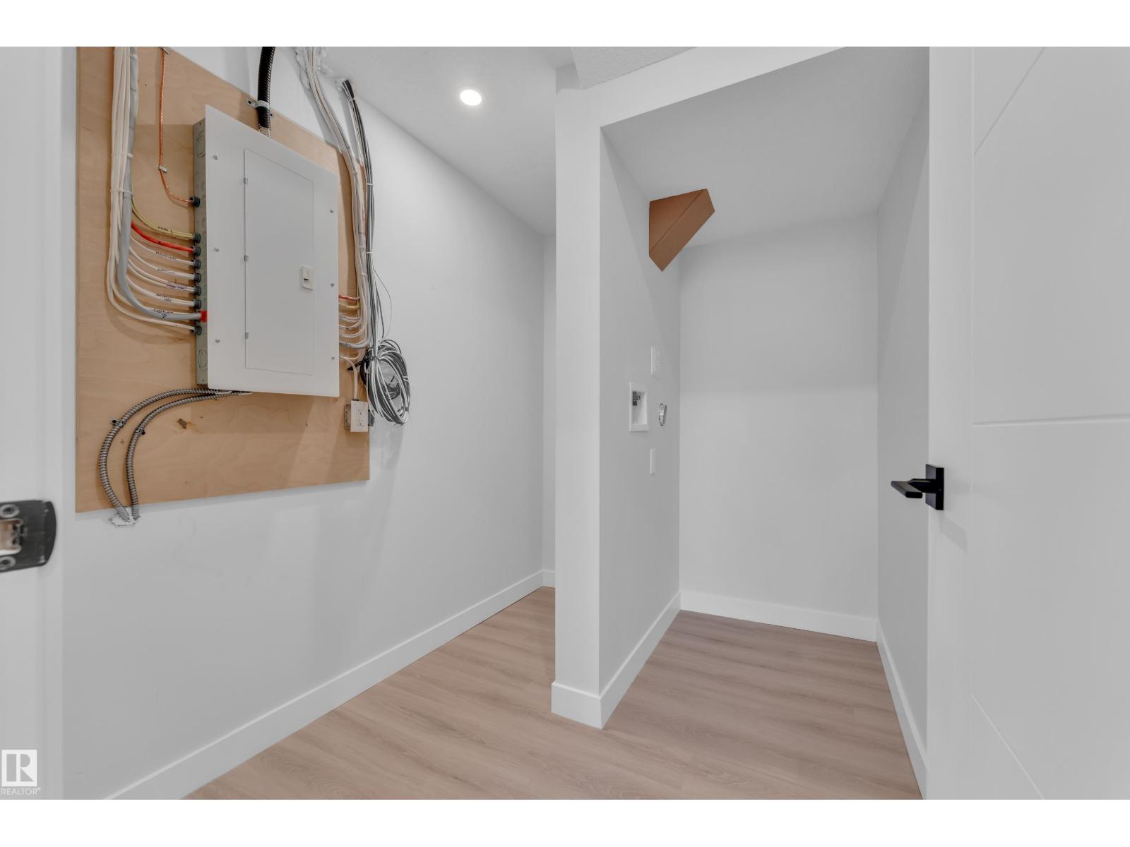 9531/ 9533 115 ave NW, Edmonton