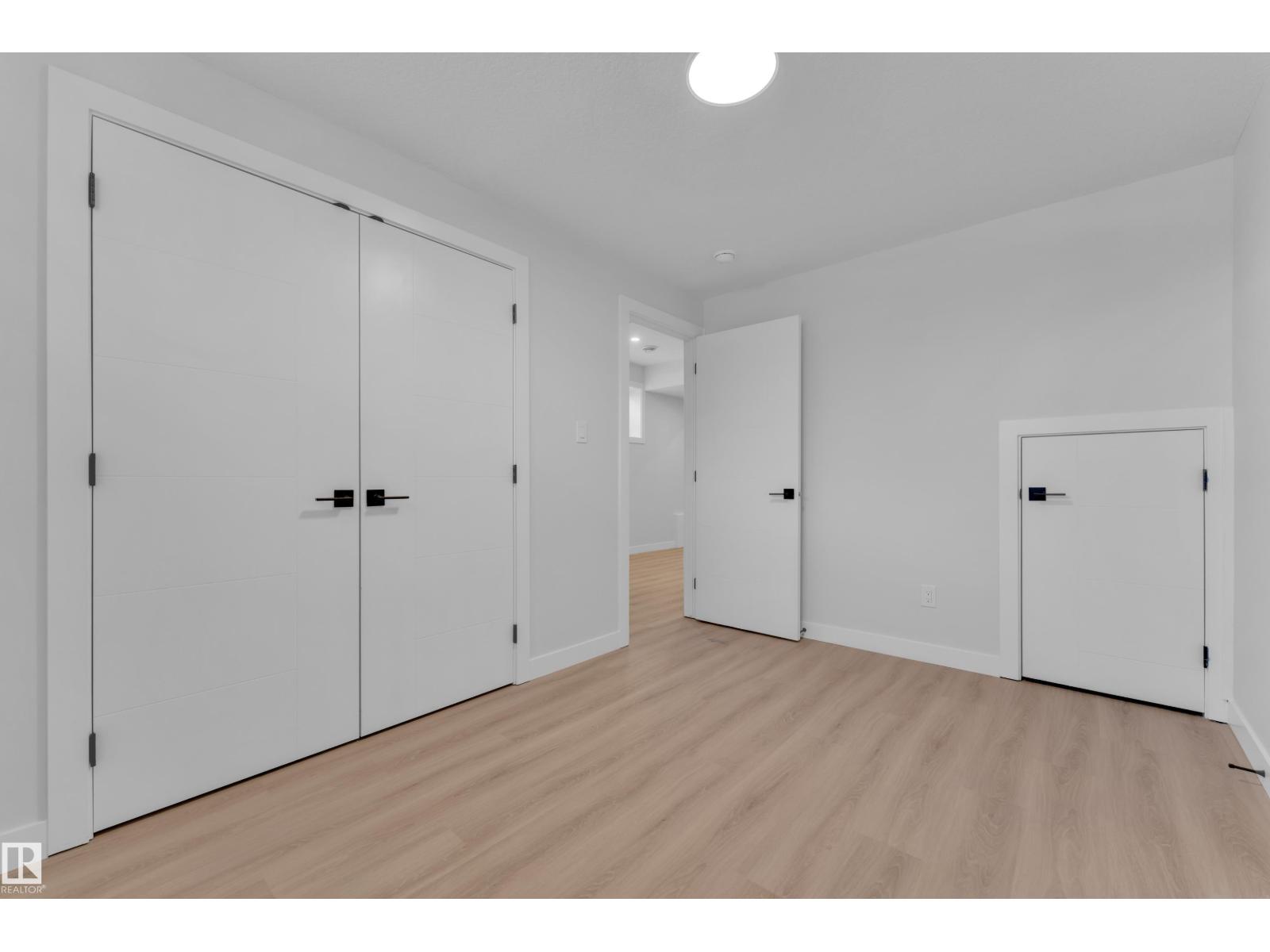 9531/ 9533 115 ave NW, Edmonton