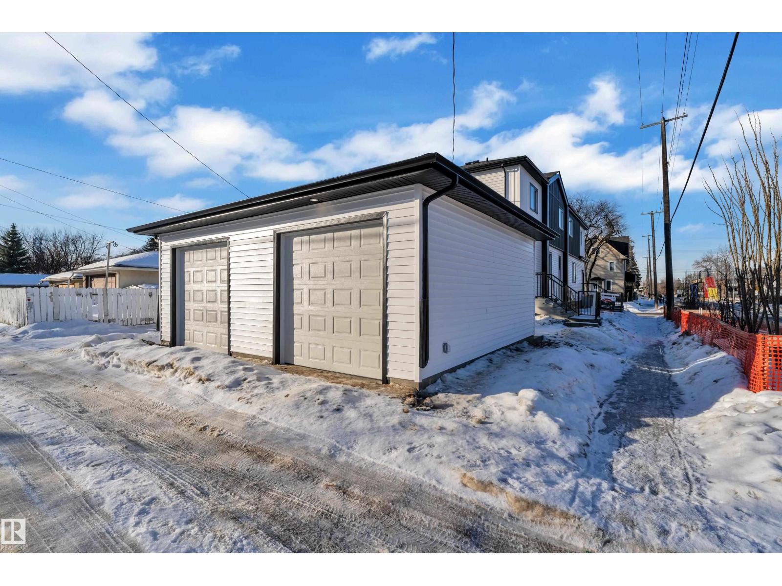 9531/ 9533 115 ave NW, Edmonton