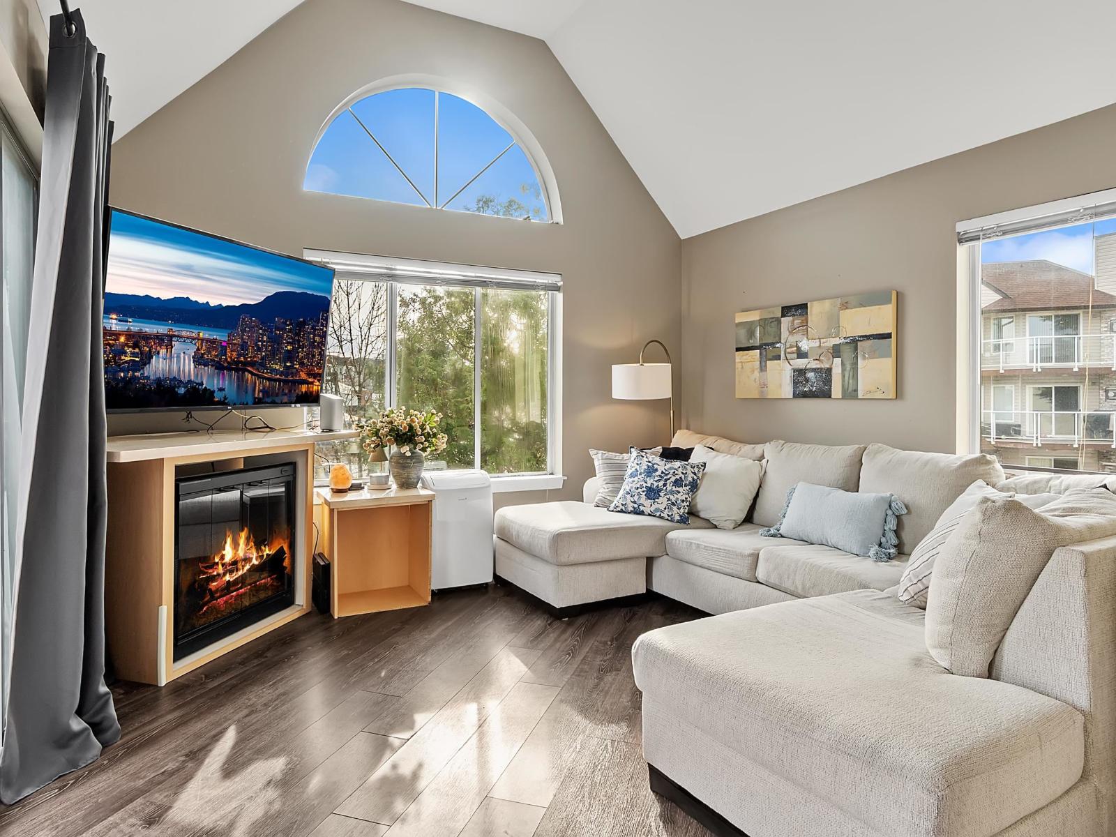 315 32725 GEORGE FERGUSON Way - photo 2