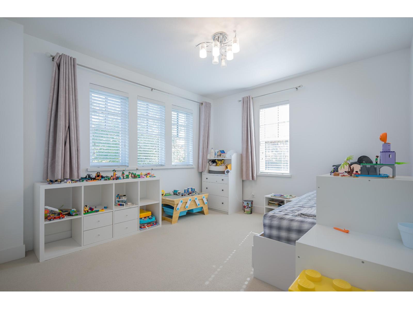 15337 34 AVENUE, Surrey