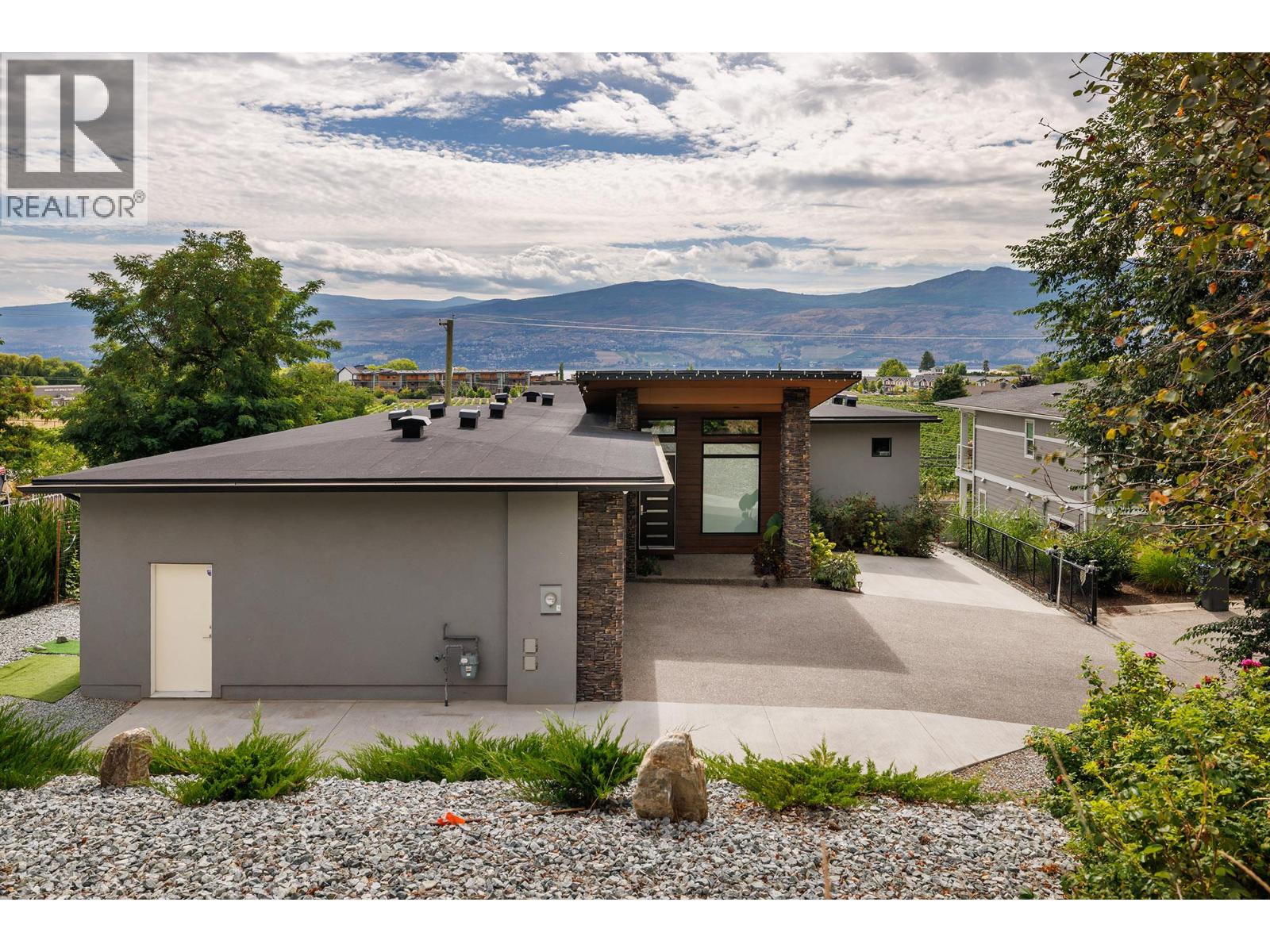 3639 Apple Way Boulevard, West Kelowna