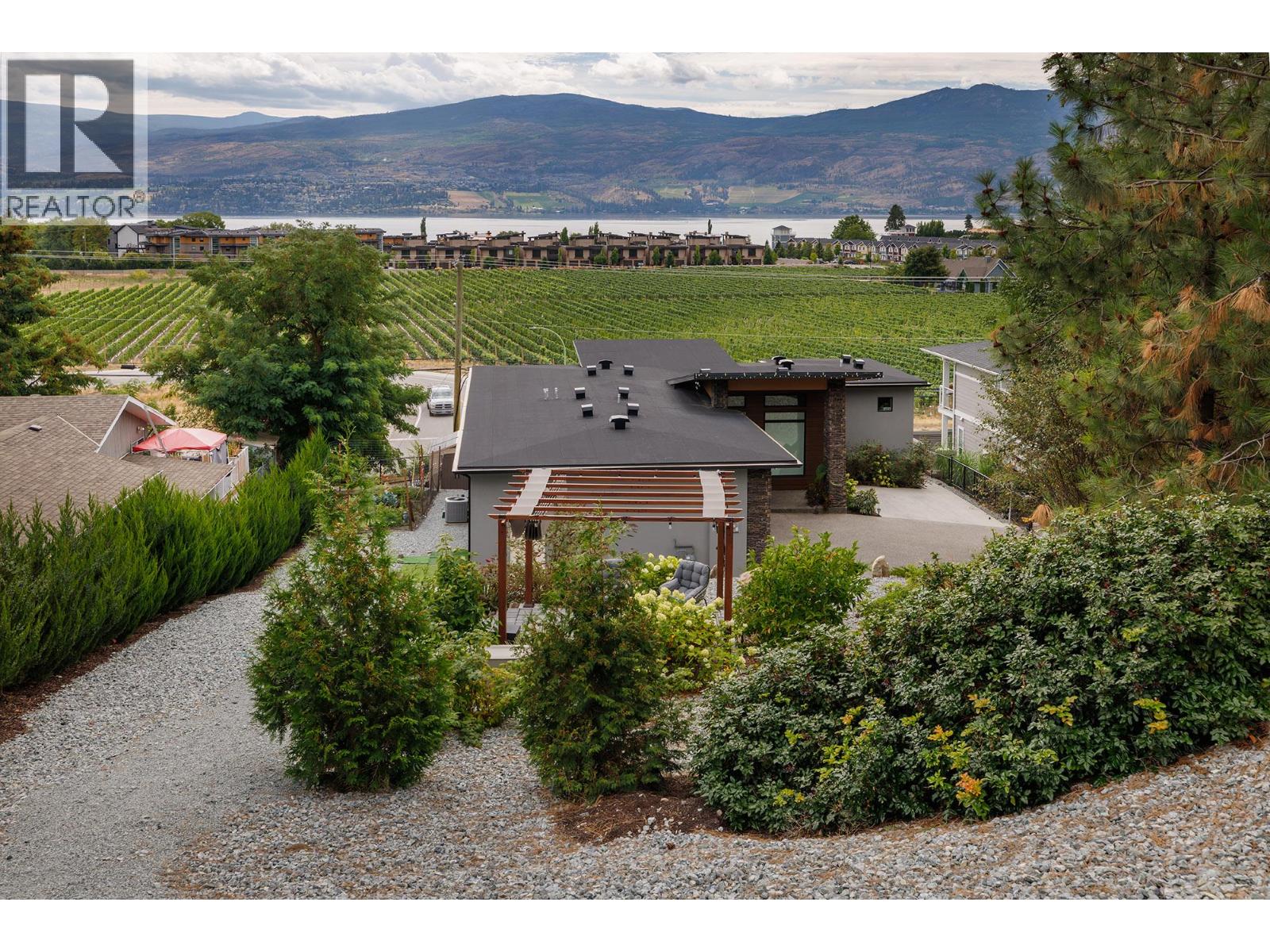 3639 Apple Way Boulevard, West Kelowna
