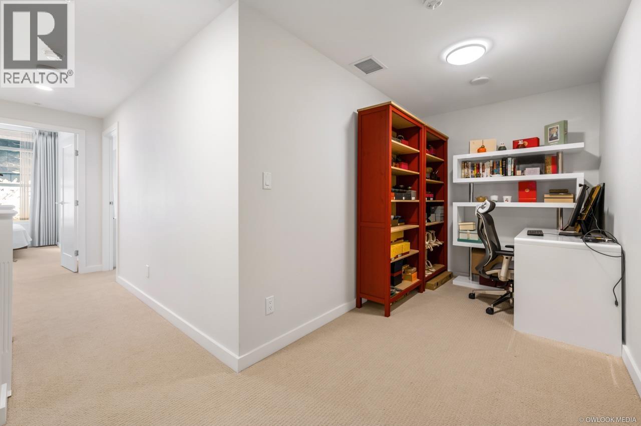 #42-8628 HAZELBRIDGE Way, Richmond