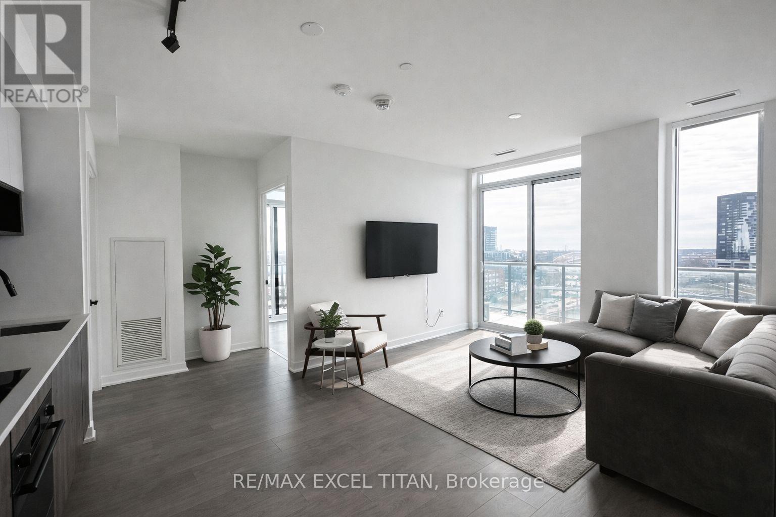 1108 - 5 DEFRIES STREET