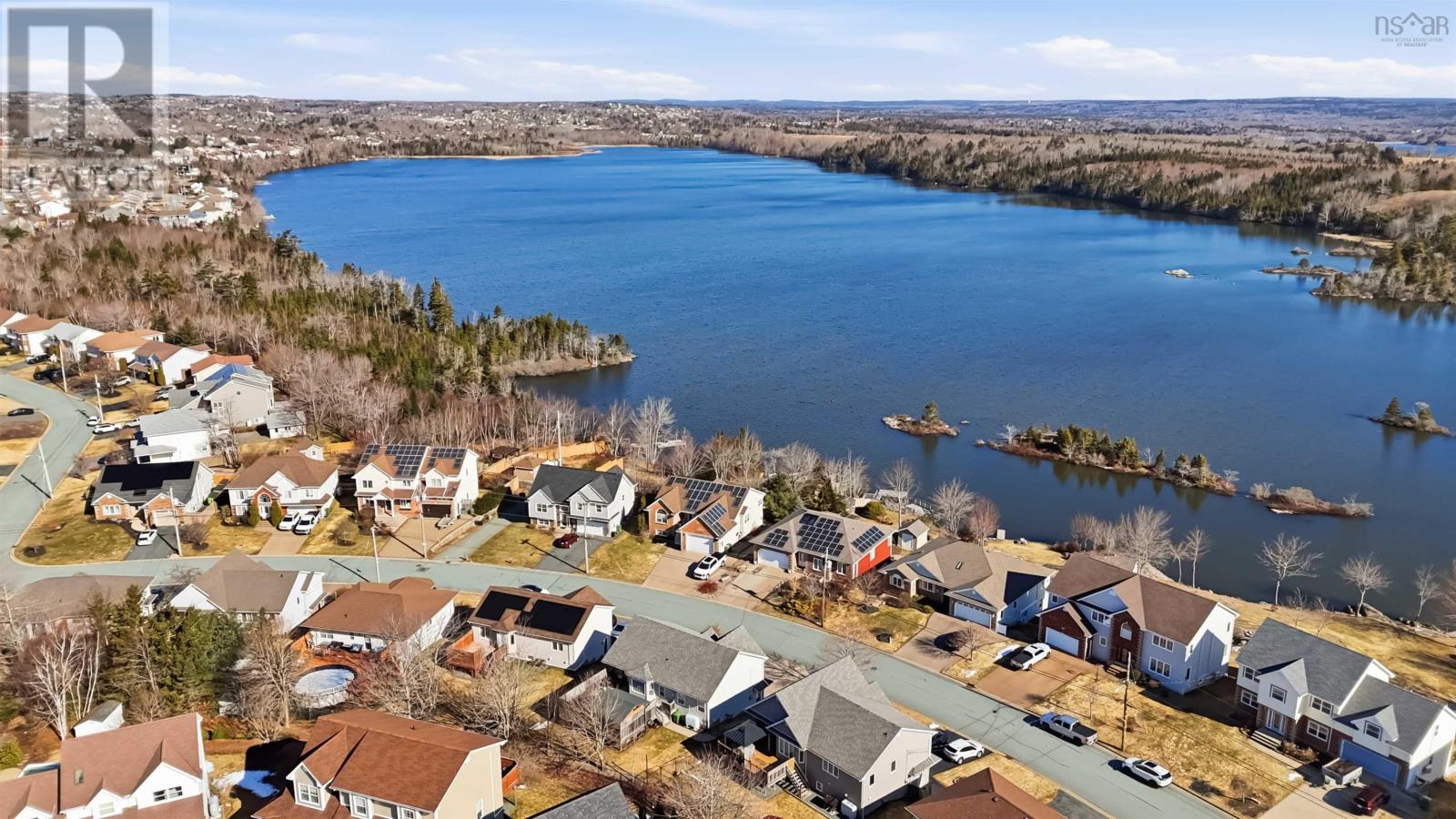 Property 31 of 50 of 41 Lakeridge Crescent