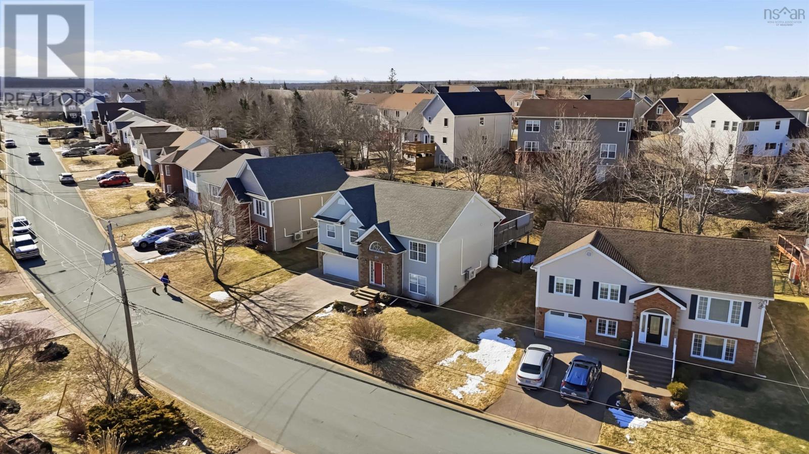 Property 7 of 50 of 41 Lakeridge Crescent