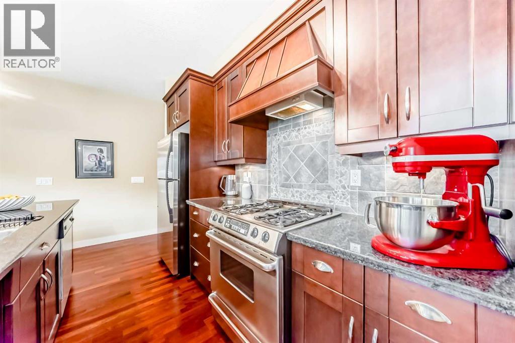 Single Family House for Sale in    Street SW Lower Mount Royal Calgary 