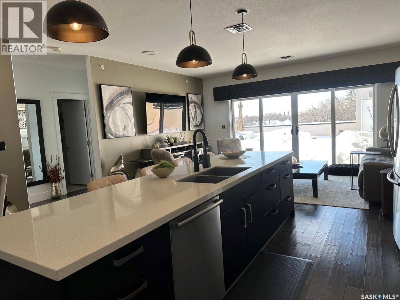 #404 1010 MAIN STREET - 7