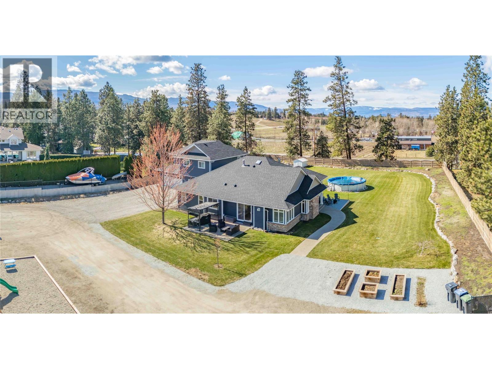  3350 Larkspur Court, Kelowna