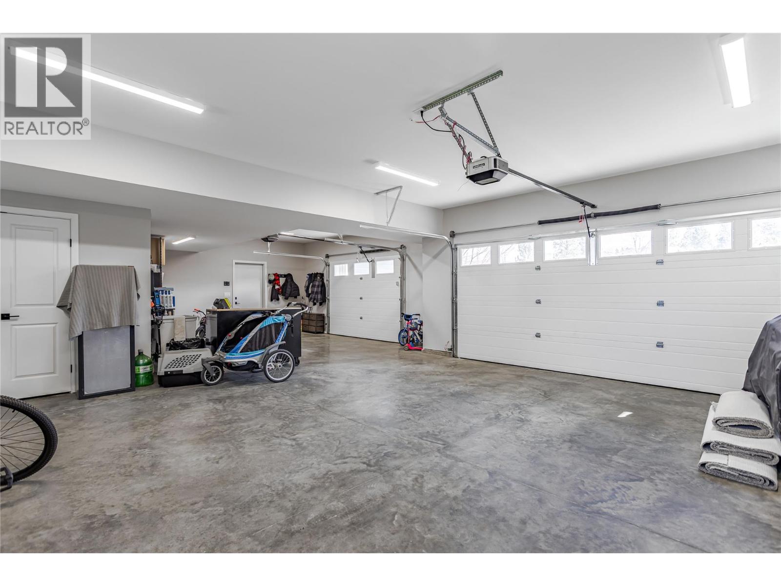  3350 Larkspur Court, Kelowna