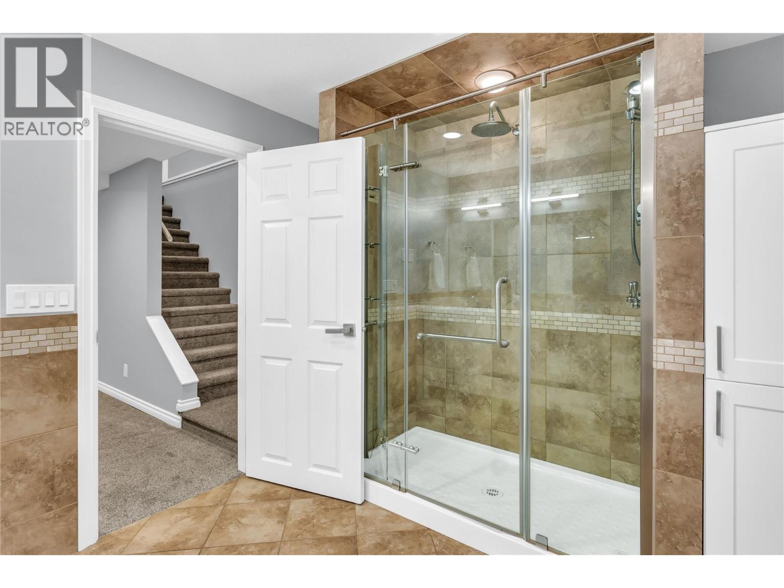  3350 Larkspur Court, Kelowna