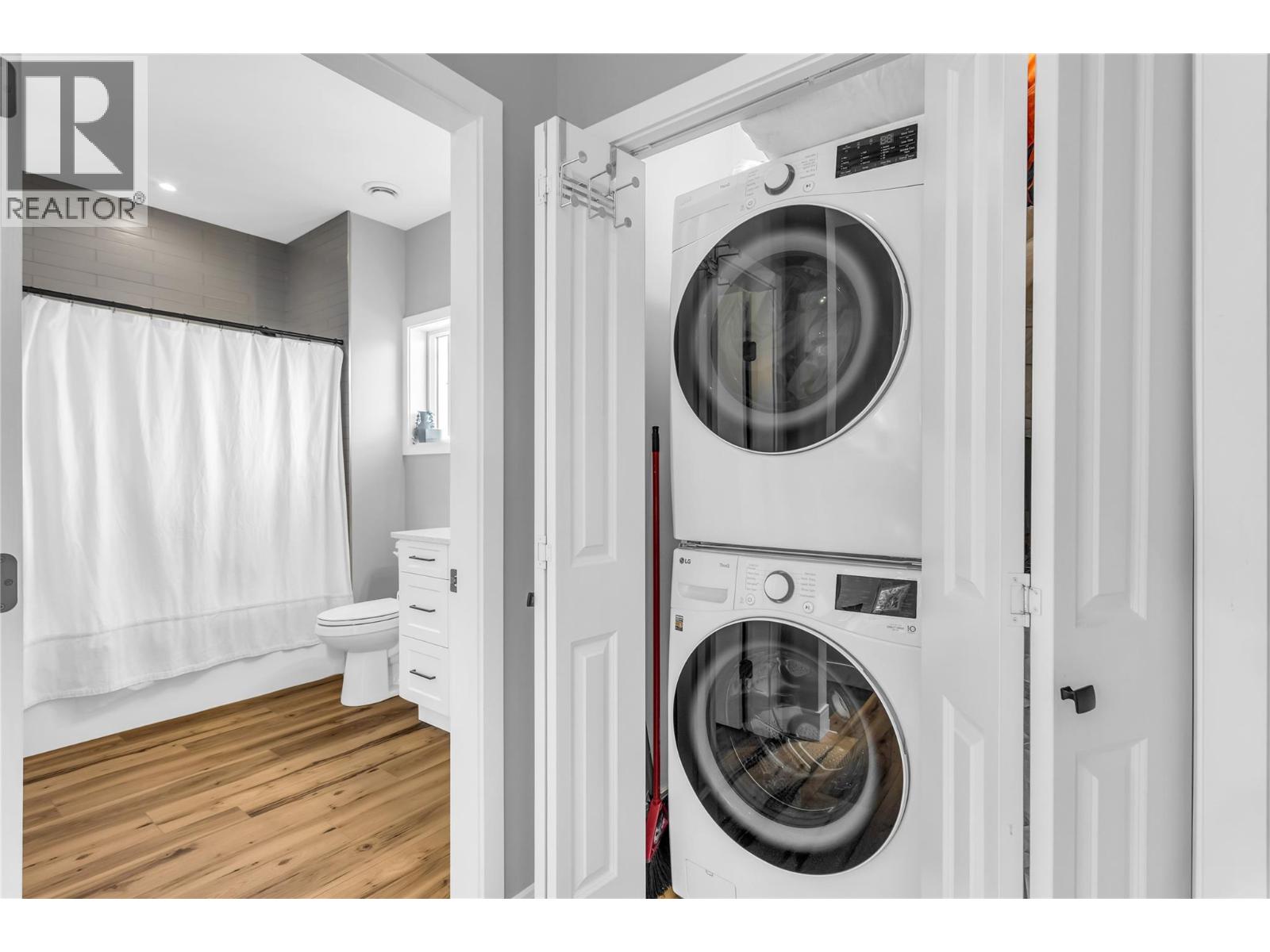  3350 Larkspur Court, Kelowna