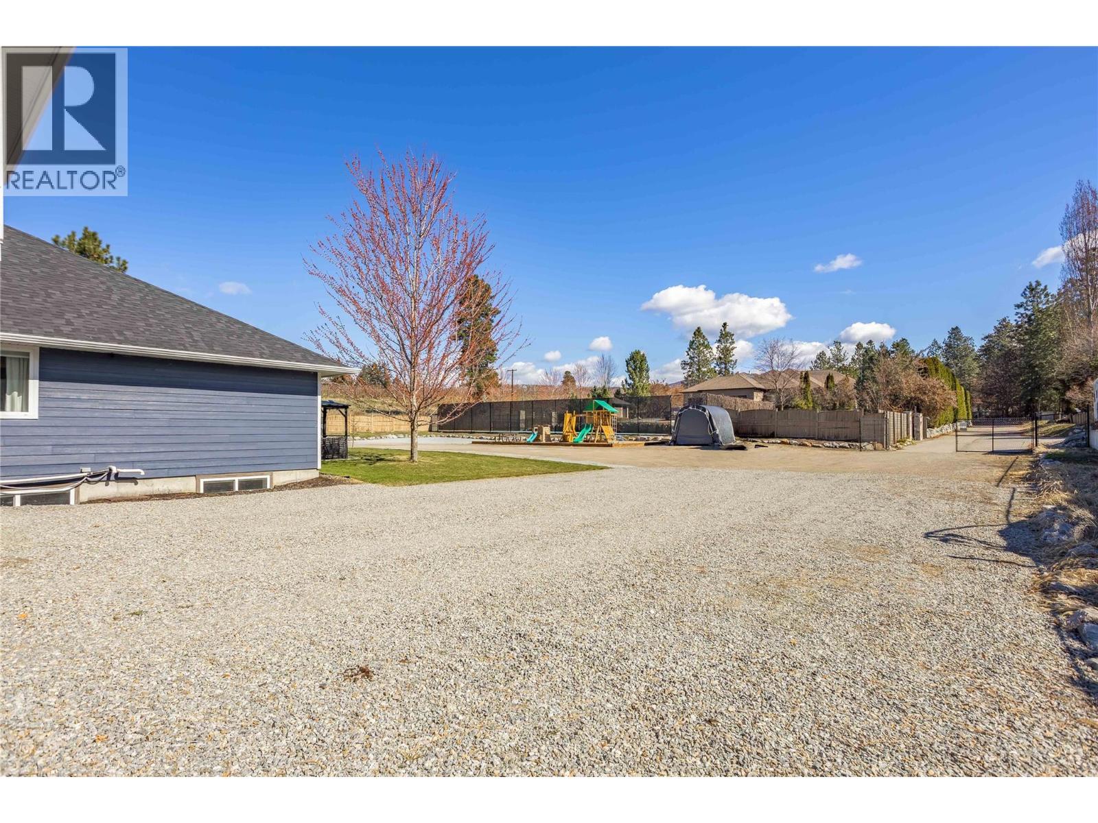  3350 Larkspur Court, Kelowna