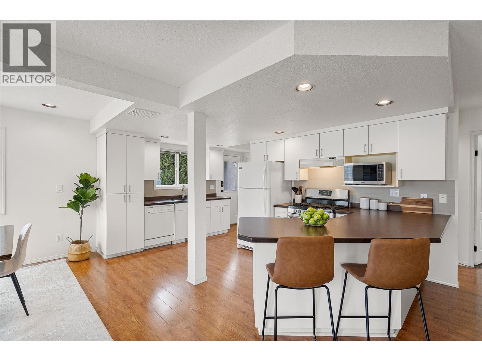 816 ALPINE Terrace, Kamloops