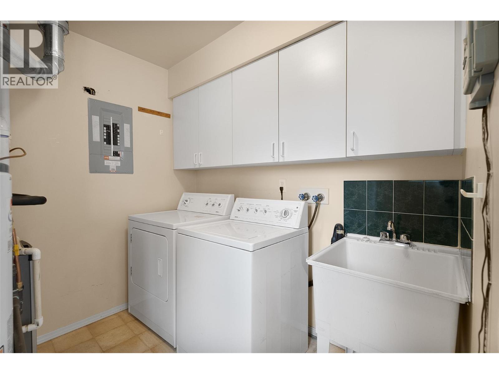 816 ALPINE Terrace, Kamloops