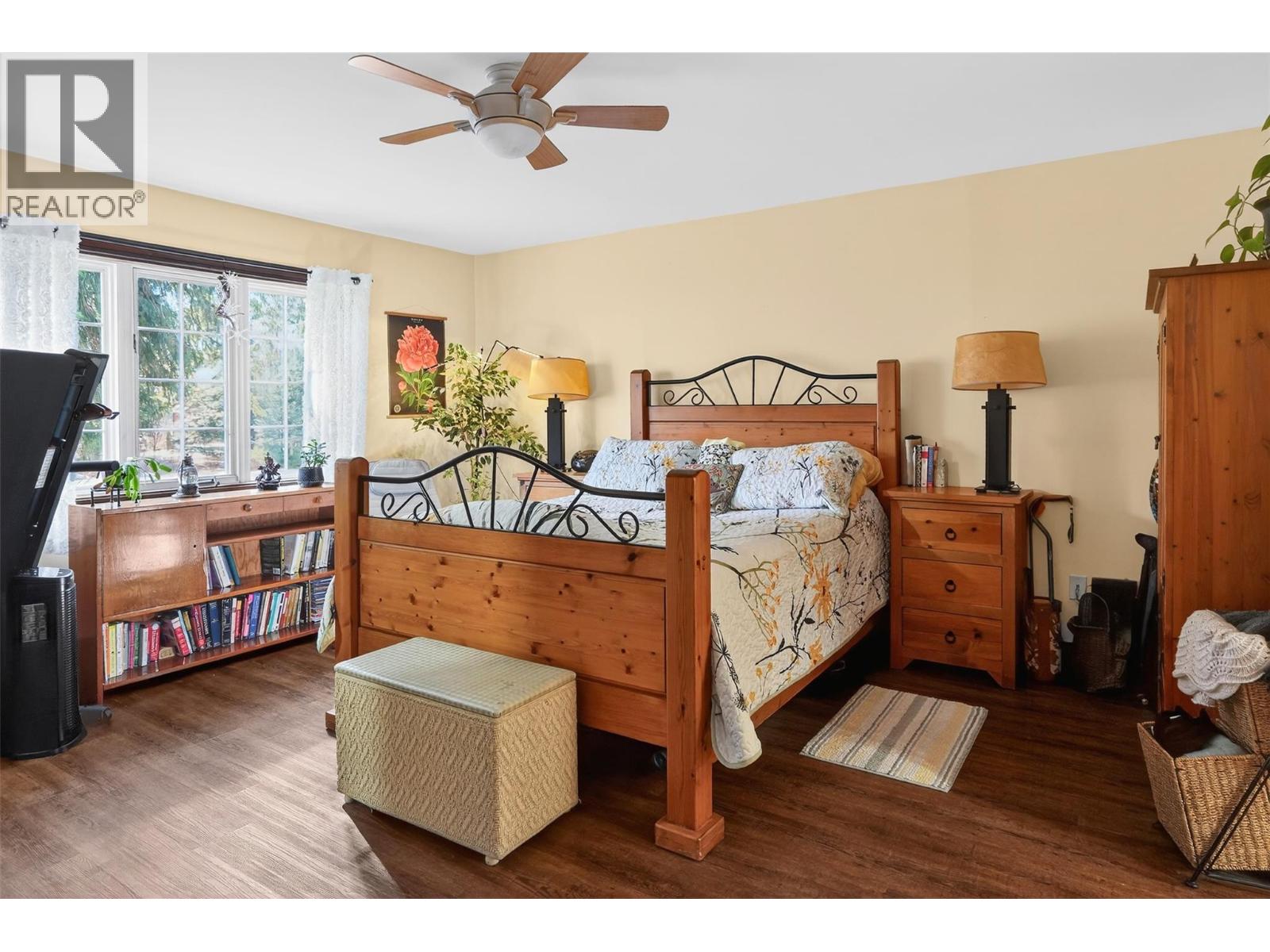 6119 PIPPERS Lane, Nelson