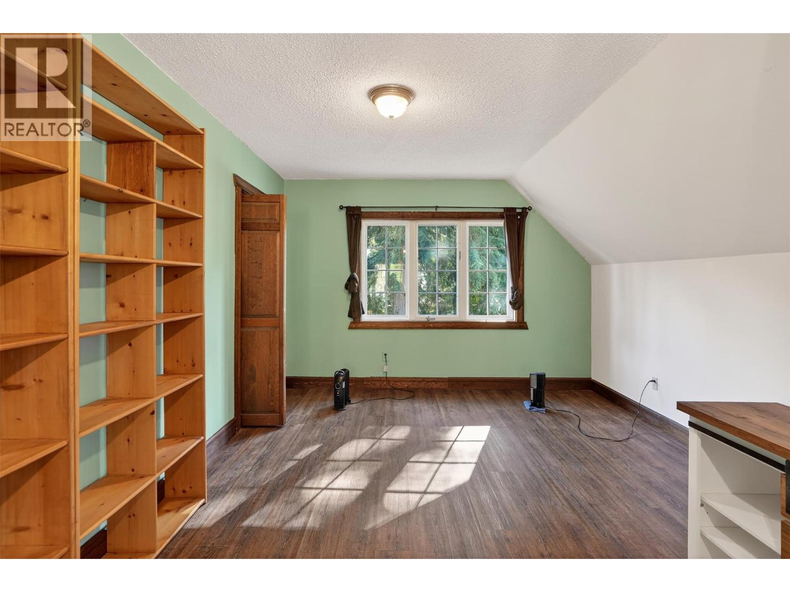 6119 PIPPERS Lane, Nelson