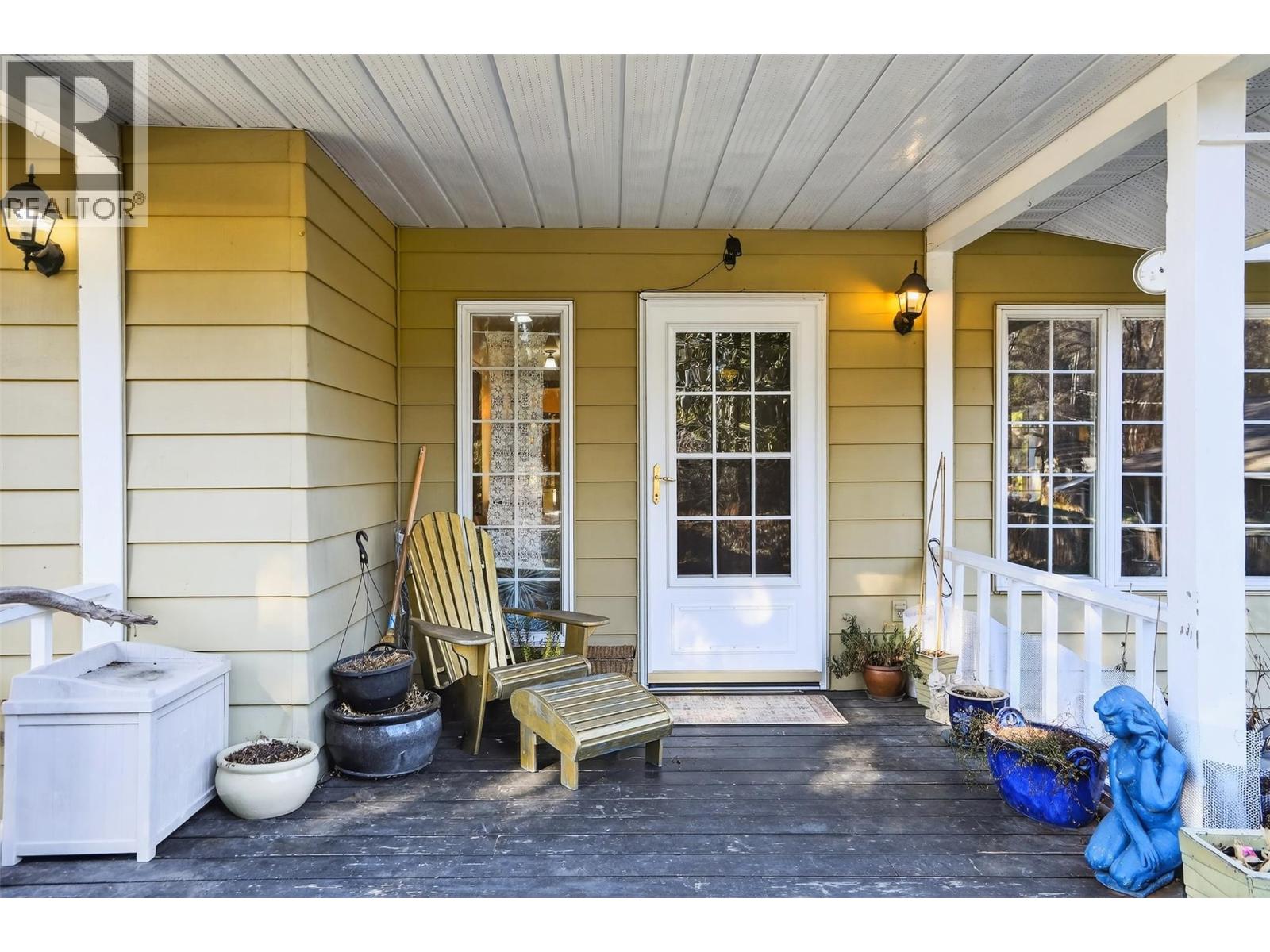 6119 PIPPERS Lane, Nelson