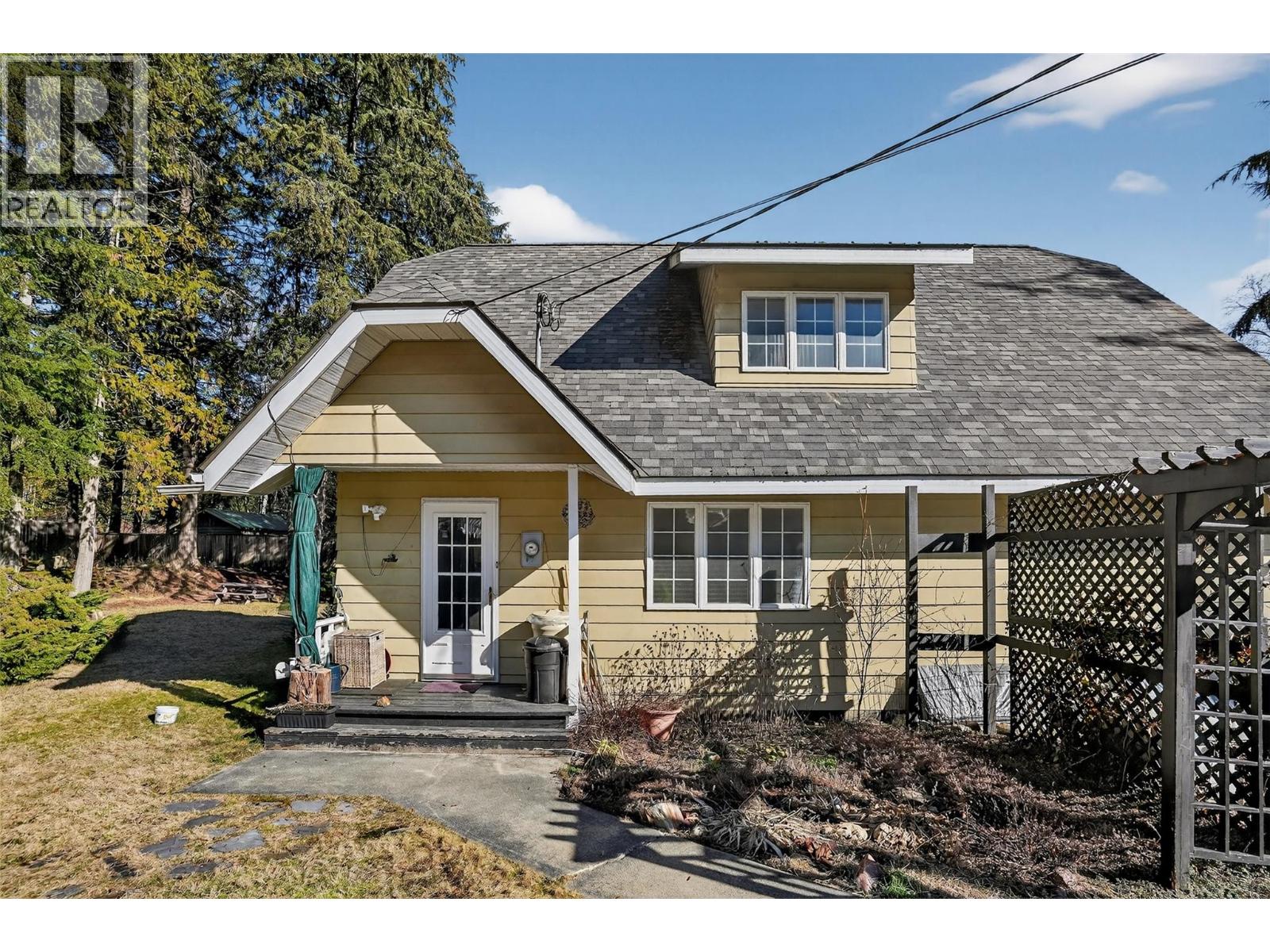 6119 PIPPERS Lane, Nelson