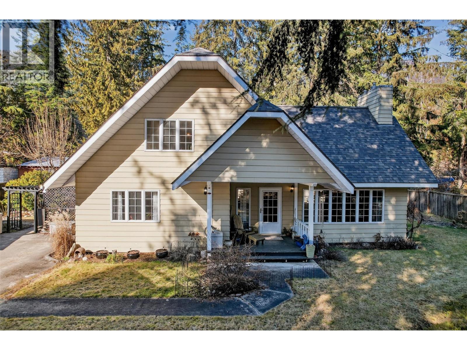 6119 PIPPERS Lane, Nelson