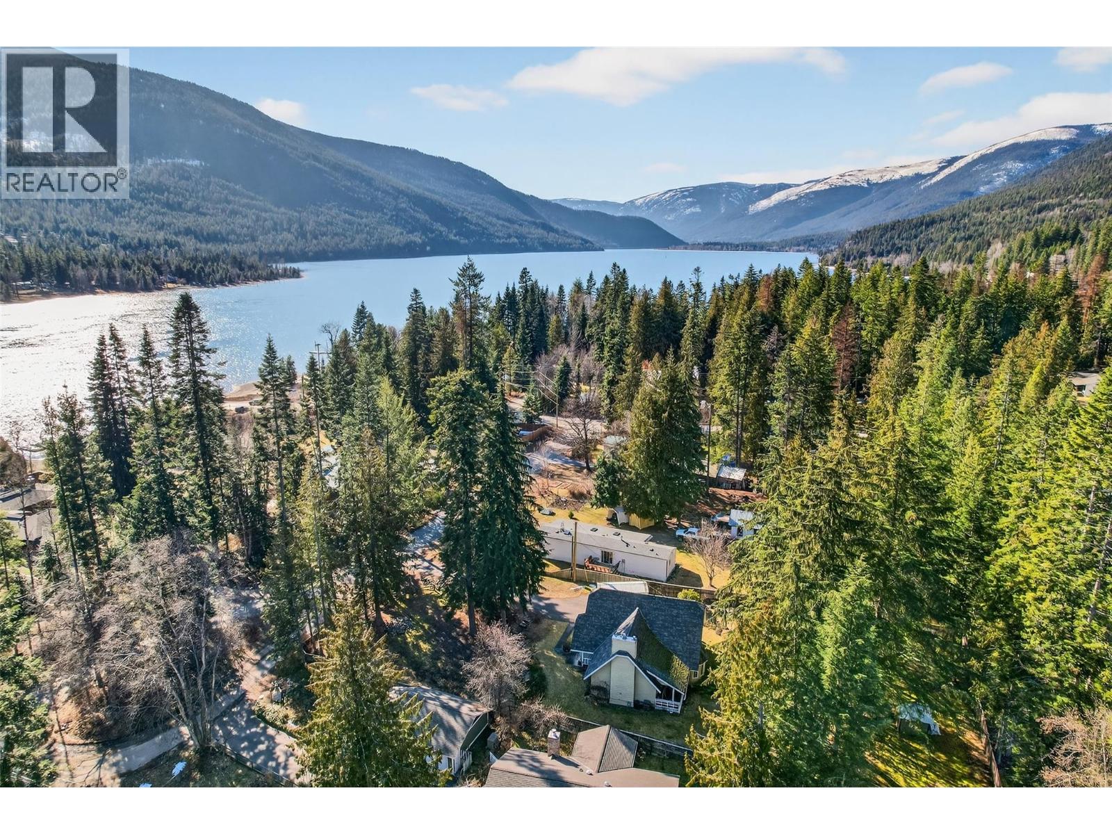 6119 PIPPERS Lane, Nelson