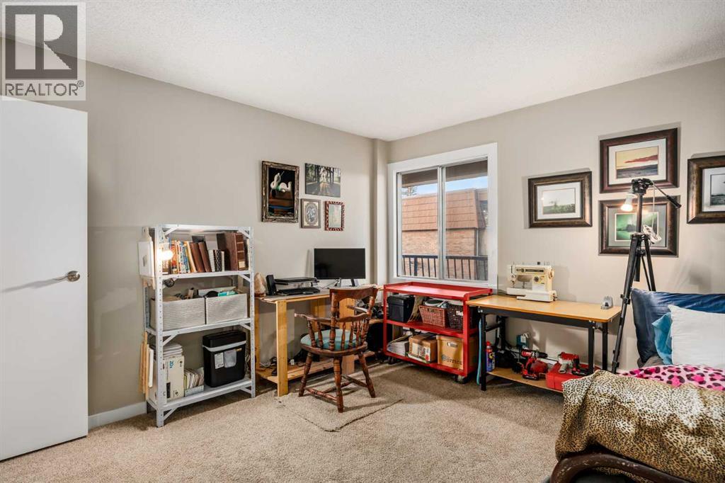 Single Family House for Sale in D  Heritage Drive SE Acadia Calgary 