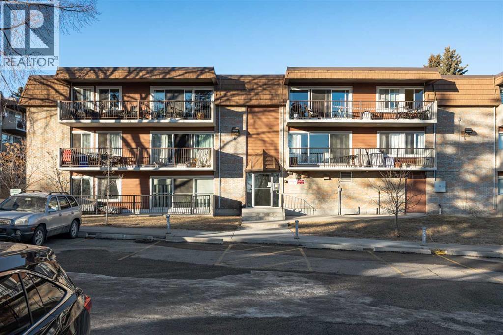 Single Family House for Sale in D  Heritage Drive SE Acadia Calgary 