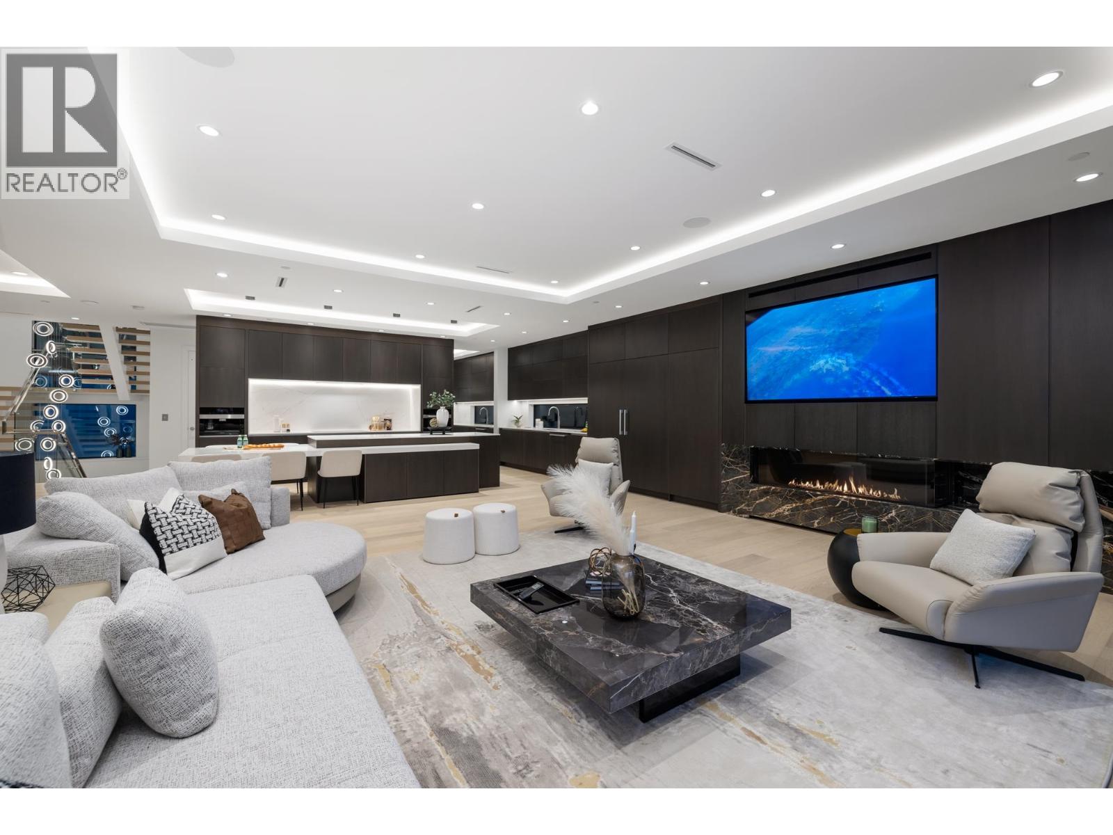 449 HILLCREST STREET, West Vancouver
