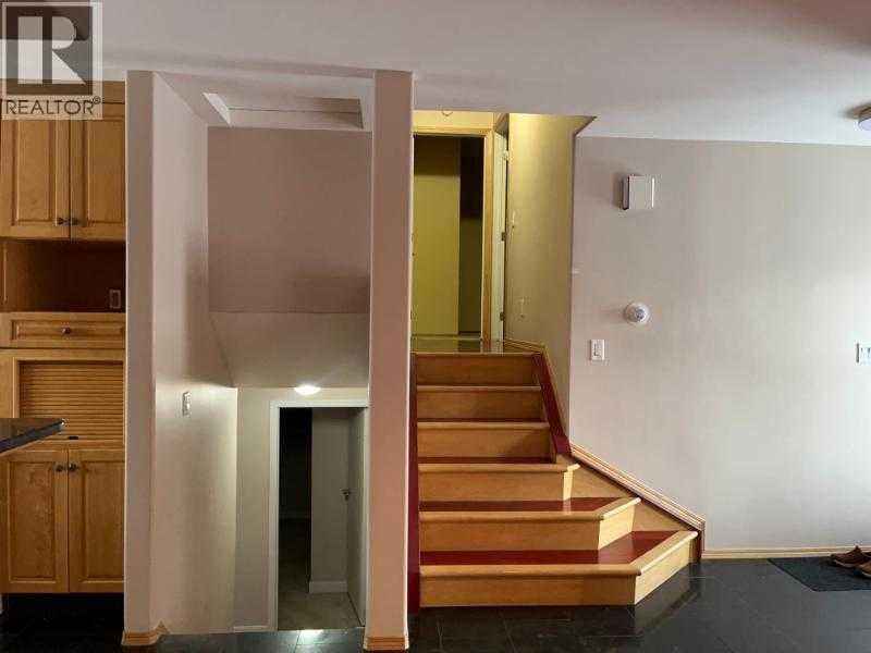 Single Family House 4 Level for Sale in  Penworth Road SE Penbrooke Meadows Calgary 