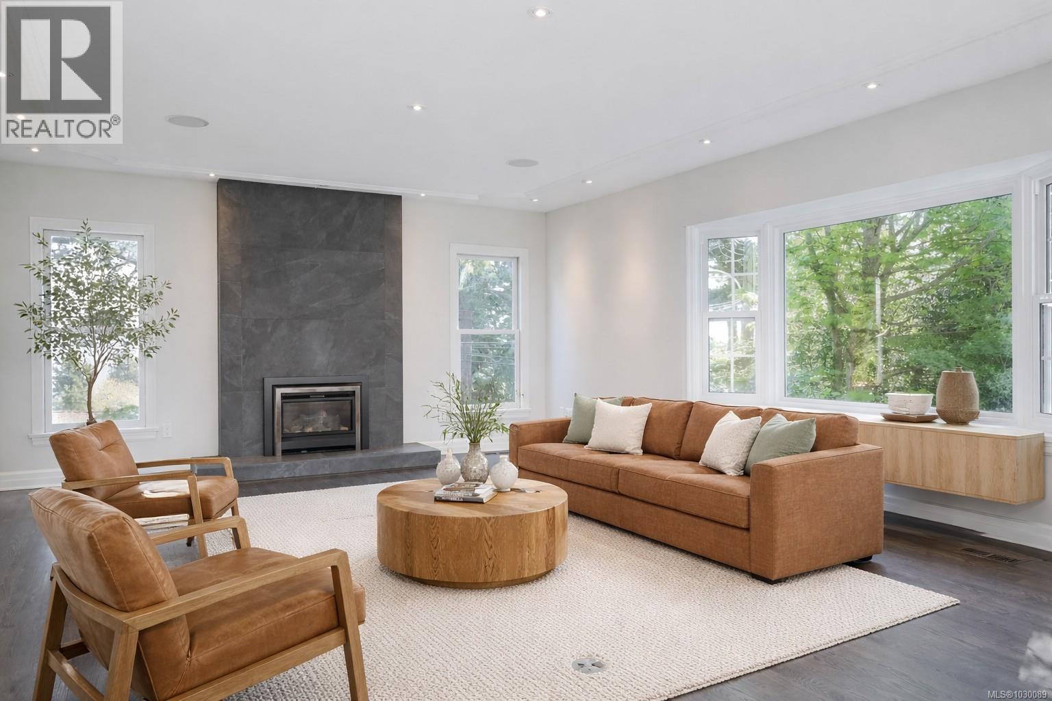 3977 LEXINGTON AVE - Image 2