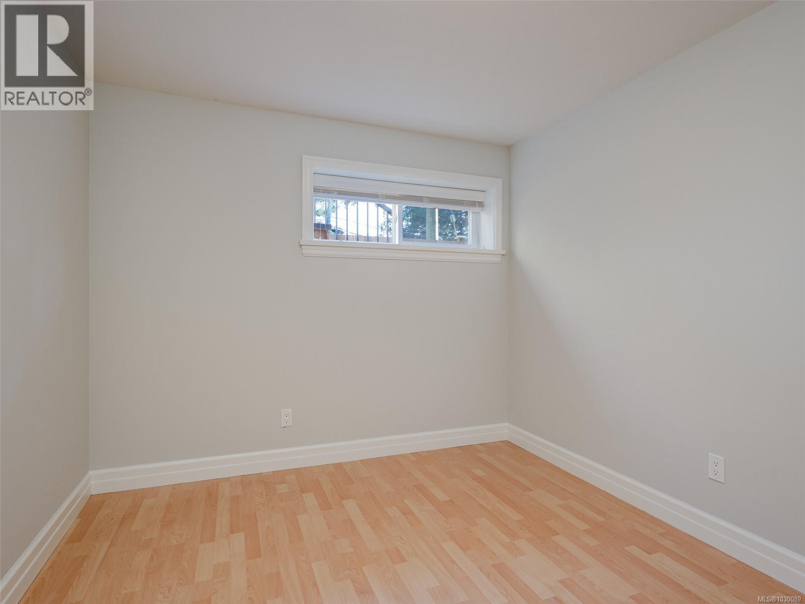 3977 LEXINGTON AVE - 30