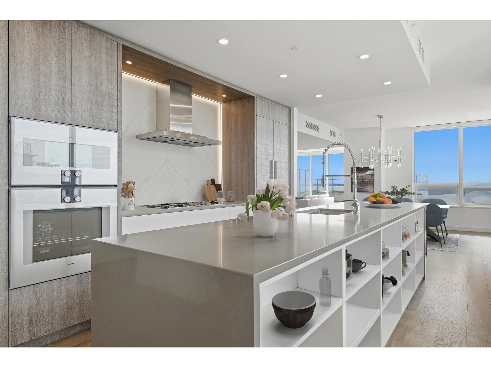 1502 1441 JOHNSTON ROAD, White Rock