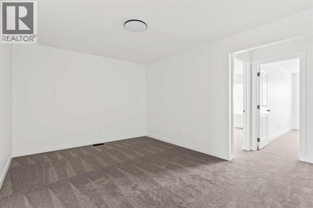 Single Family House for Sale in  Silver Spruce Grove SW Silverado Calgary 