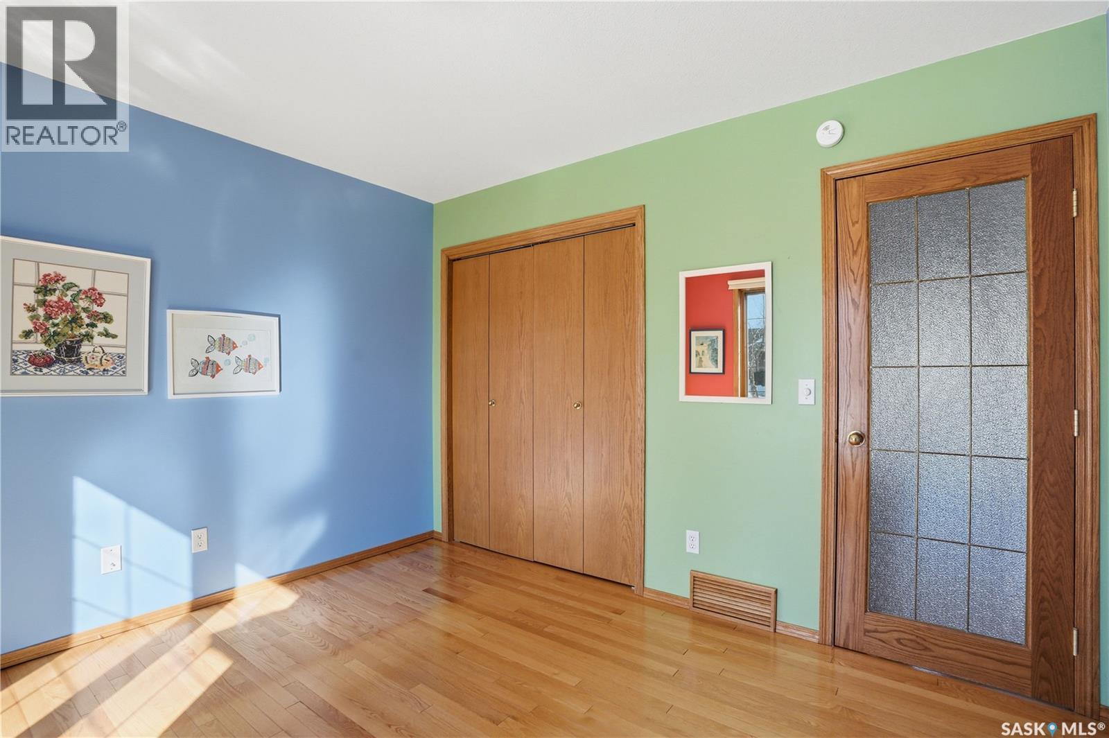 #4 330 STODOLA COURT - 25